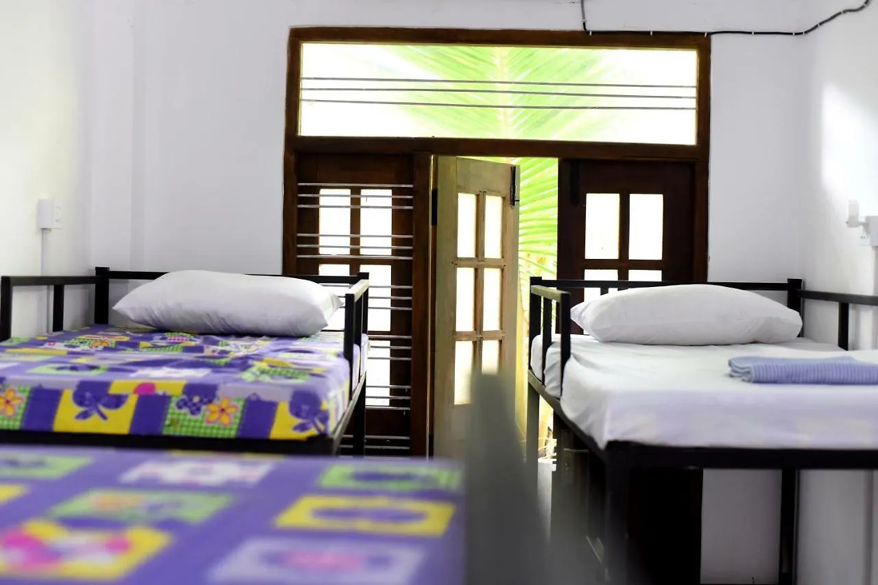 Steps Backpackers Hostel Colombo