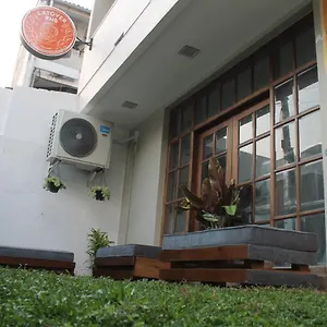 Hostel Layover, Colombo
