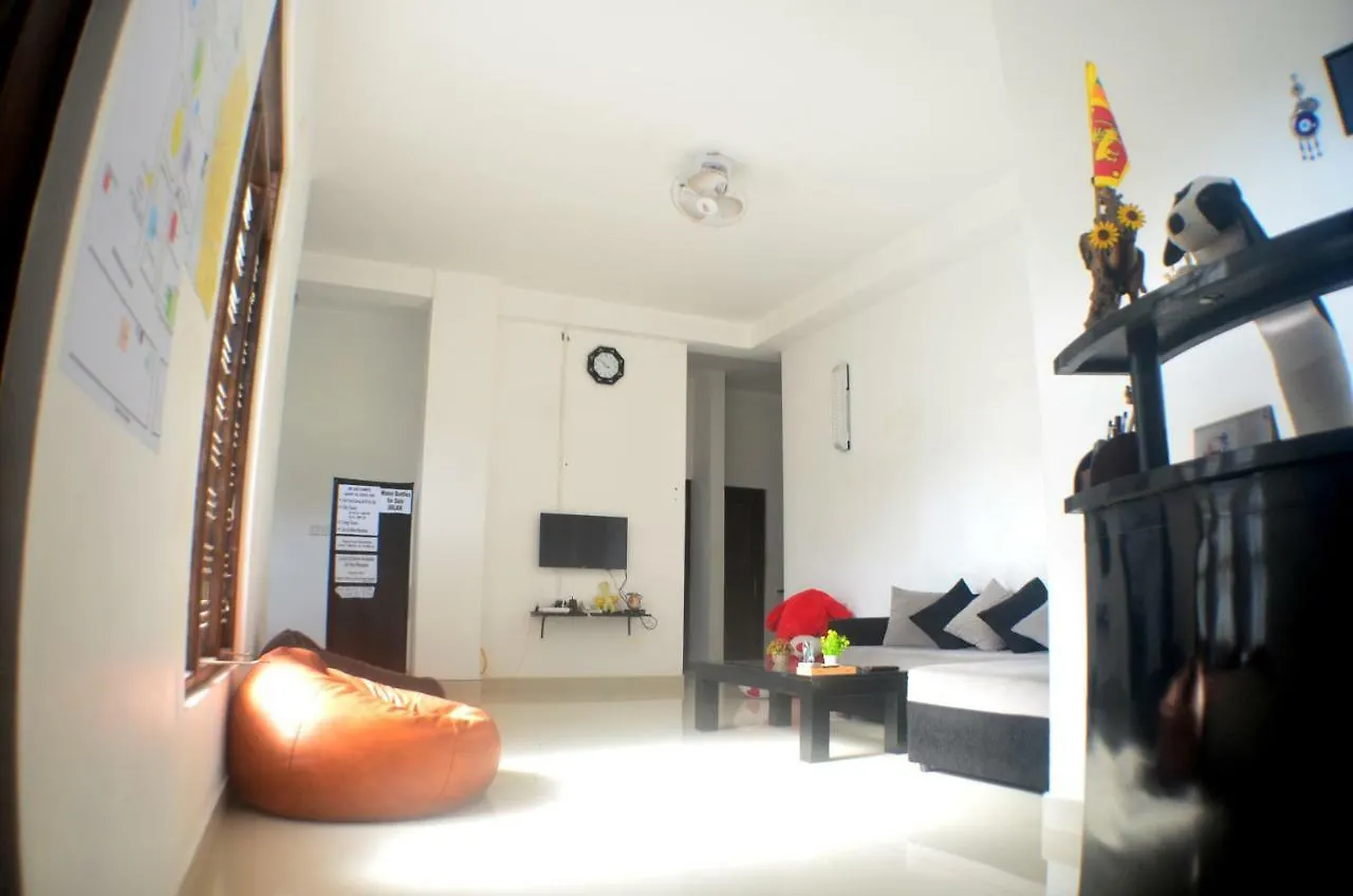 Steps Backpackers Hostel Colombo